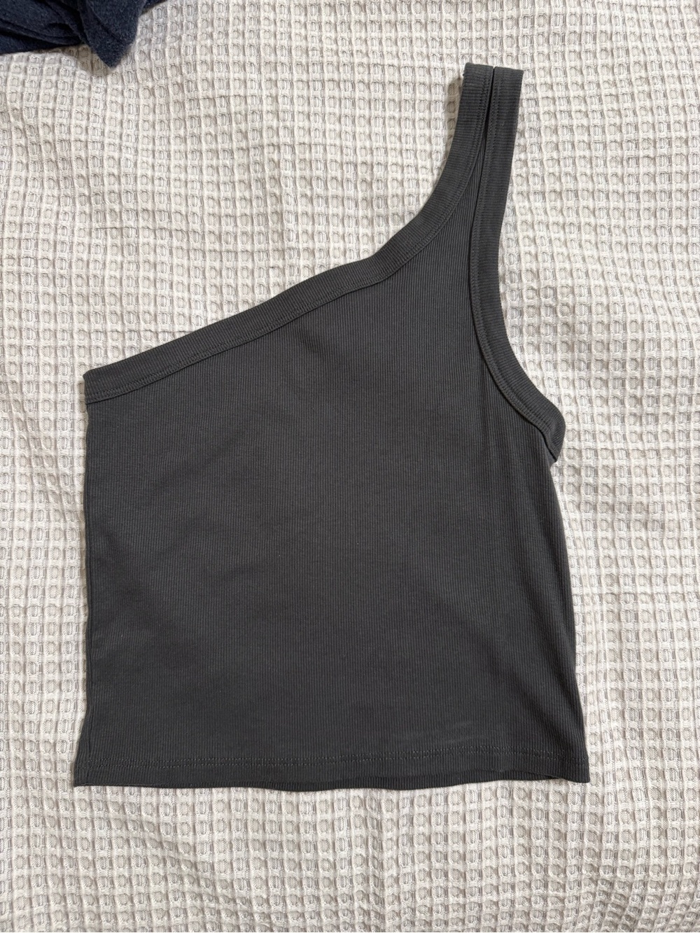 Gray One-Shoulder Ribbed Tank Top